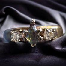 Load image into Gallery viewer, 14k Yellow Gold .15ct Natural Alexandrite & Diamond Ring Size 4.25 Wedding Ring