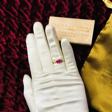 Load image into Gallery viewer, 10k Gold Diamond & Ruby Ring Sz 7 Earth Mined 2/3 Carat T.W. Oval Three Stone