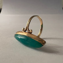 Load image into Gallery viewer, REAL 10k Yellow Gold ANTIQUE Green Agate Ring Sz 6 Victorian Era Long Navette Chrysoprase