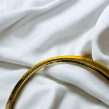 Load image into Gallery viewer, 10k Gold Diamond & Ruby Ring Sz 7 Earth Mined 2/3 Carat T.W. Oval Three Stone