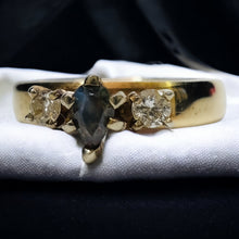 Load image into Gallery viewer, 14k Yellow Gold .15ct Natural Alexandrite & Diamond Ring Size 4.25 Wedding Ring