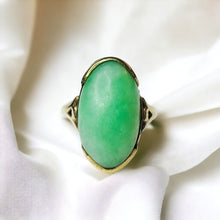 Load image into Gallery viewer, 10k Gold Antique Jadeite Jade Ring Sz 6.75 Victorian Oval Cabochon Ring 4.3g