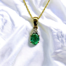 Load image into Gallery viewer, 10k Gold Natural Emerald Necklace 18" Colombian Emerald & Diamond Necklace 1g