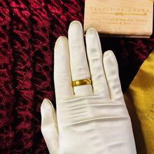 Load image into Gallery viewer, Antique 18k Gold Wedding Band Size 9.25 Hand Forged Rustic Wedding Ring For Him