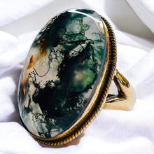 Load image into Gallery viewer, REAL 10k Yellow Gold ANTIQUE Moss Agate Ring Sz 8.25 LARGE Oval Navette Vintage
