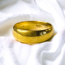 Load image into Gallery viewer, Antique 18k Gold Wedding Band Size 9.25 Hand Forged Rustic Wedding Ring For Him