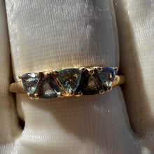Load image into Gallery viewer, 10k Yellow Gold .45ct Natural Alexandrite Ring Size 9.5 Trillion Cut 1.64g
