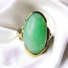 Load image into Gallery viewer, 10k Gold Antique Jadeite Jade Ring Sz 6.75 Victorian Oval Cabochon Ring 4.3g