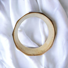 Load image into Gallery viewer, 10k Gold Antique Victorian Wedding Band Sz 8 Engraved Grape Leaves 9mm Band 2.3g