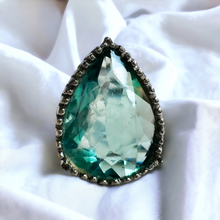 Load image into Gallery viewer, 10k White Gold 10cttw Pear Cut Aquamarine Blue Green Topaz Ring Size 8 9g