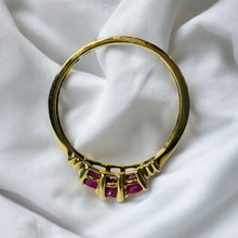 Load image into Gallery viewer, 10k Gold Diamond & Ruby Ring Sz 7 Earth Mined 2/3 Carat T.W. Oval Three Stone