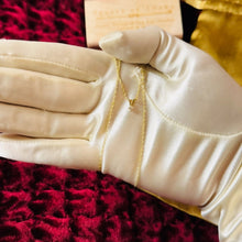 Load image into Gallery viewer, 14K Gold 1/20 CT Natural Diamond Solitaire Necklace 18" .05ct April Birthstone