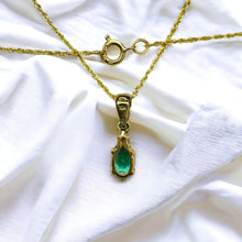 Load image into Gallery viewer, 10k Gold Natural Emerald Necklace 18" Colombian Emerald & Diamond Necklace 1g