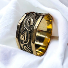 Load image into Gallery viewer, 10k Gold Antique Victorian Wedding Band Sz 8 Engraved Grape Leaves 9mm Band 2.3g