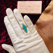 Load image into Gallery viewer, REAL 10k Yellow Gold ANTIQUE Green Agate Ring Sz 6 Victorian Era Long Navette Chrysoprase