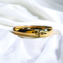 Load image into Gallery viewer, 10k Yellow Gold Bangle 7.3mm Bracelet 7" Bypass Flex Bangle 5g Christmas Gift