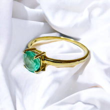 Load image into Gallery viewer, 10k Gold Natural Emerald Ring Size 8.25 Round Cut 1/2 Carat Solitaire Ring 1.1g