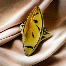 Load image into Gallery viewer, Antique 10k Gold Agate Ring Sz 6 Victorian Navette Scenic Moss Agate Ring 2.3g