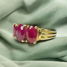 Load image into Gallery viewer, 10k Gold Natural Ruby Ring Sz 7 Earth Mined 1&1/2 CT T.W. Oval Three Stone 2.2g