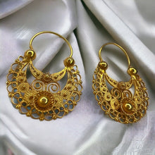 Load image into Gallery viewer, Antique 10k Gold Hoop Earrings Filigree Creole Gypsy French Wire Victorian 4.6g