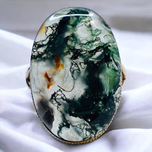 Load image into Gallery viewer, REAL 10k Yellow Gold ANTIQUE Moss Agate Ring Sz 8.25 LARGE Oval Navette Vintage