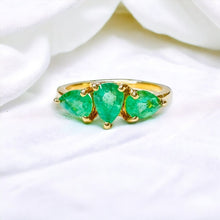 Load image into Gallery viewer, 10k Gold Natural Emerald Ring Size 8.25 Pear Cut 3 Stone Ring 2g Earth mined