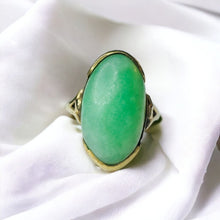 Load image into Gallery viewer, 10k Gold Antique Jadeite Jade Ring Sz 6.75 Victorian Oval Cabochon Ring 4.3g