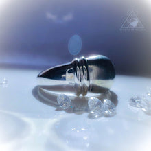 Load image into Gallery viewer, 10k White Gold Ring Size 7 Shrimp Ring Modern Brushed Gold Dinner Ring 2.5g