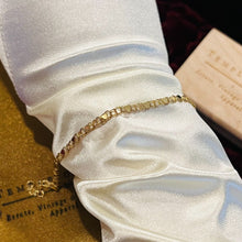 Load image into Gallery viewer, Solid 10k Yellow Gold Heart Bracelet 7.35" Fancy Gold Chain 3.5mm Estate 1.6g