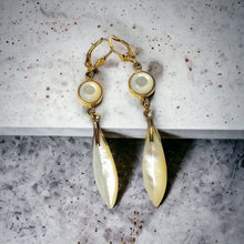 Load image into Gallery viewer, 10k, 18k, and 14k jewelry, engagement rings, wedding rings, promise rings, Christmas gifts, April birthstone rings, birthday gifts, Mother's Day gifts, fall fashion jewelry, diamond rings, sapphire jewelry, ruby & emerald pendants, necklaces, antique earrings real gold mother of pearl earrings dangle drop