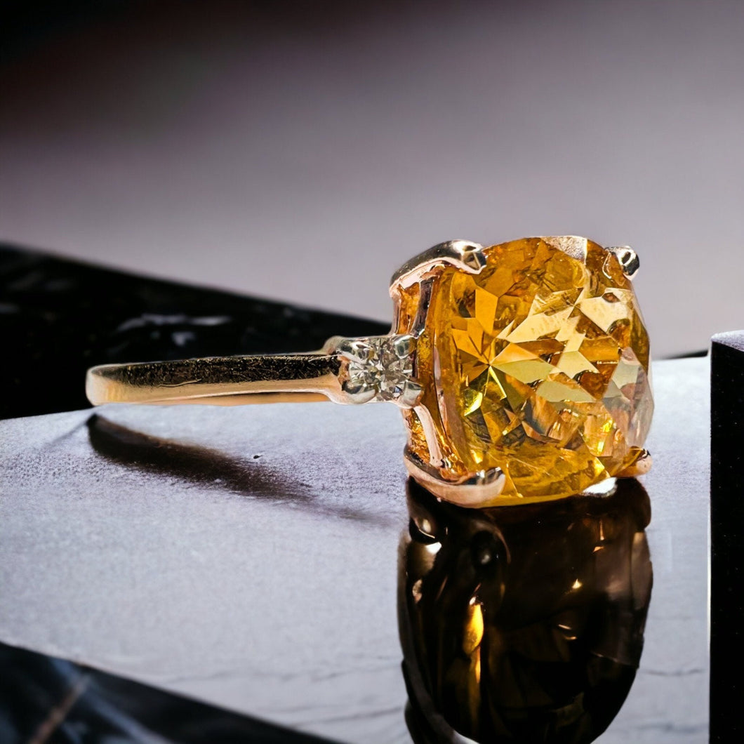 14k Yellow Gold 1.5ct Citrine Diamond Ring Size 7 Vintage Cushion Cut 3 Stone 2g Natural Citrine Ring Anniversary Gift for Wife Estate