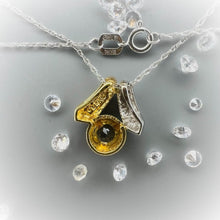 Load image into Gallery viewer, White Topaz Necklace 16&quot; 14k Two Tone Gold Estate Vintage Minimalist Style 1.8g
