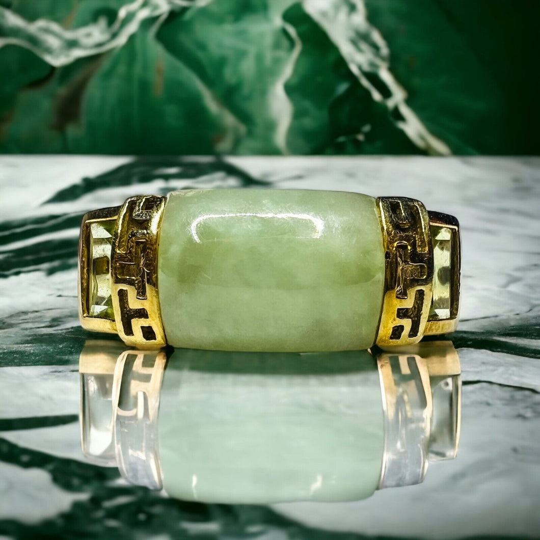 10k Yellow Gold Jade Cabochon Peridot Ring Size 7 Chinese Jadeite Vintage 3.4g