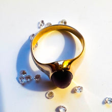Load image into Gallery viewer, Antique Georgian 10k Yellow Gold 3carat Carnelian Cabochon Ring Size 8 5.4g
