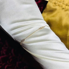 Load image into Gallery viewer, 14k Gold Vintage Flat Link Bracelet 7.5&quot; Fancy French Bracelet C1960 Estate 1.2g Mid Century Minimalist Infinity Link Curb Chain Bracelet
