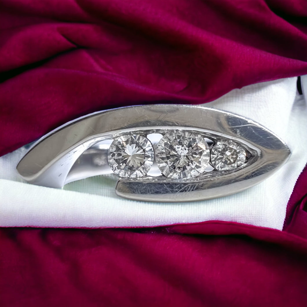 14k White Gold 1/3ct 3 Stone Diamond Ring Size 6.75 Vintage Engagement Ring 5.9g