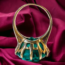Load image into Gallery viewer, 10k Yellow Gold ANTIQUE Emerald Ring Size 6 Large 13CTTW Claw Prong Vintage
