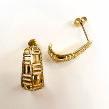 Load image into Gallery viewer, 10k Yellow Gold Weave Earrings J Hook Criss Cross Dangle Vintage Estate 1.6g
