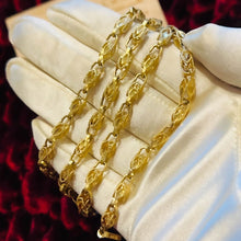 Load image into Gallery viewer, 14k Yellow Gold Antique Turkish Link Chain Necklace 17.5&quot; 4.5mm Solid Gold 17.5g
