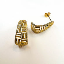 Load image into Gallery viewer, 10k Yellow Gold Weave Earrings J Hook Criss Cross Dangle Vintage Estate 1.6g
